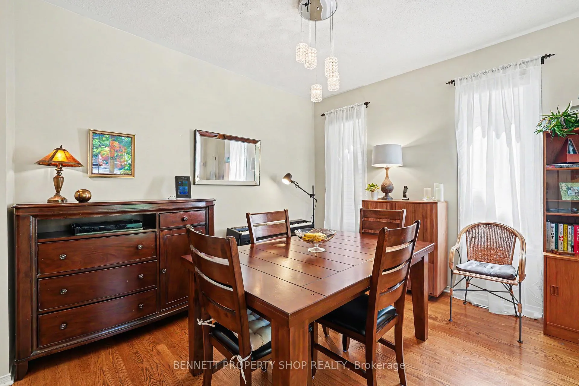 Photo 11 of 60 Apple Creek Crescent, Ottawa, Kanata - Emerald Meadows/Trailwest — HOMEH
