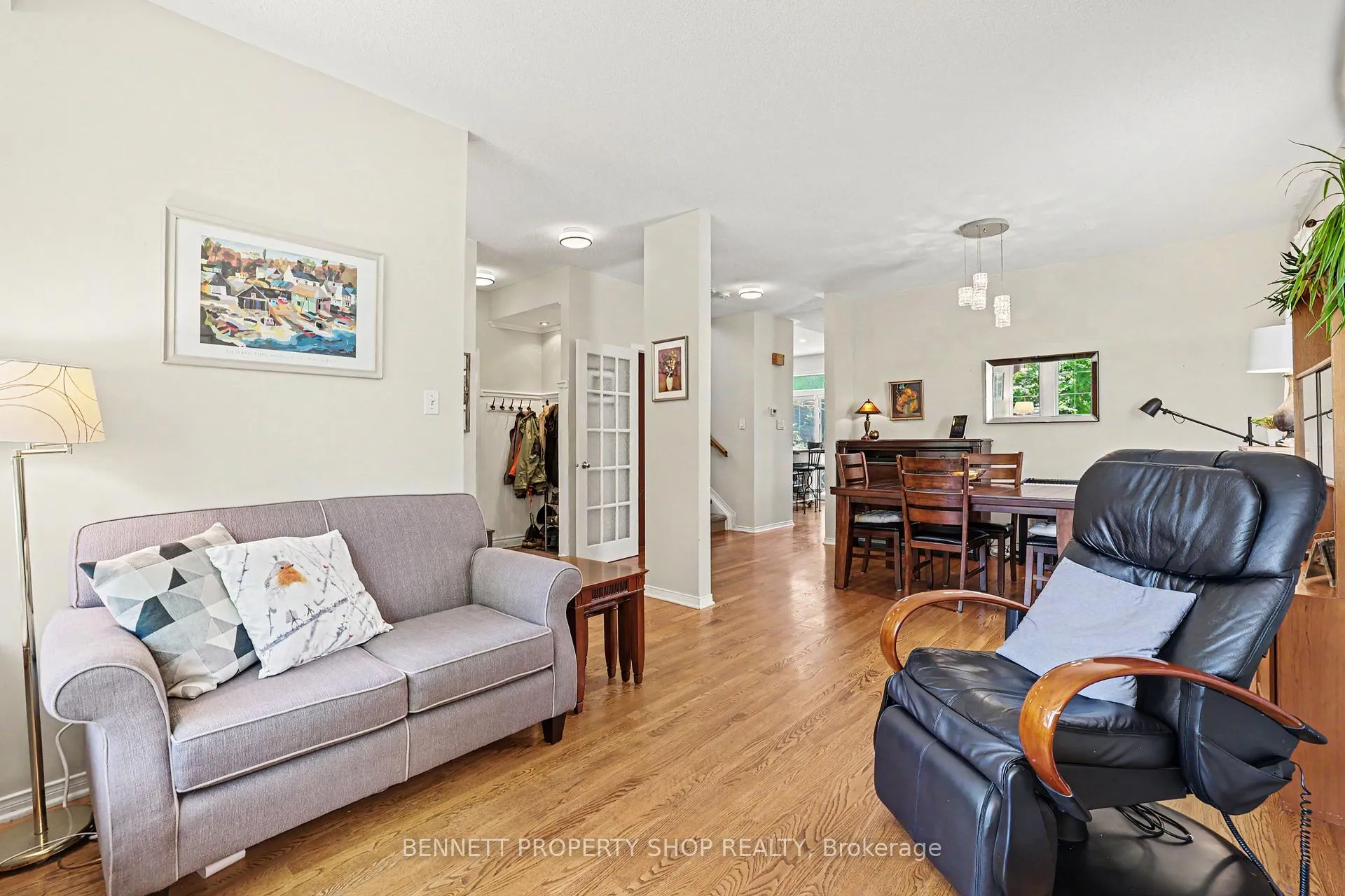 Photo 14 of 60 Apple Creek Crescent, Ottawa, Kanata - Emerald Meadows/Trailwest — HOMEH