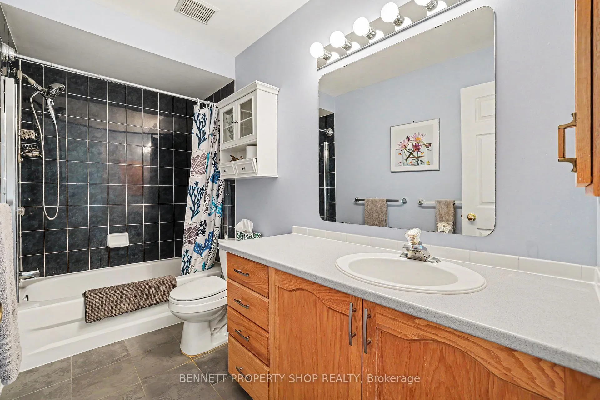 Photo 20 of 60 Apple Creek Crescent, Ottawa, Kanata - Emerald Meadows/Trailwest — HOMEH