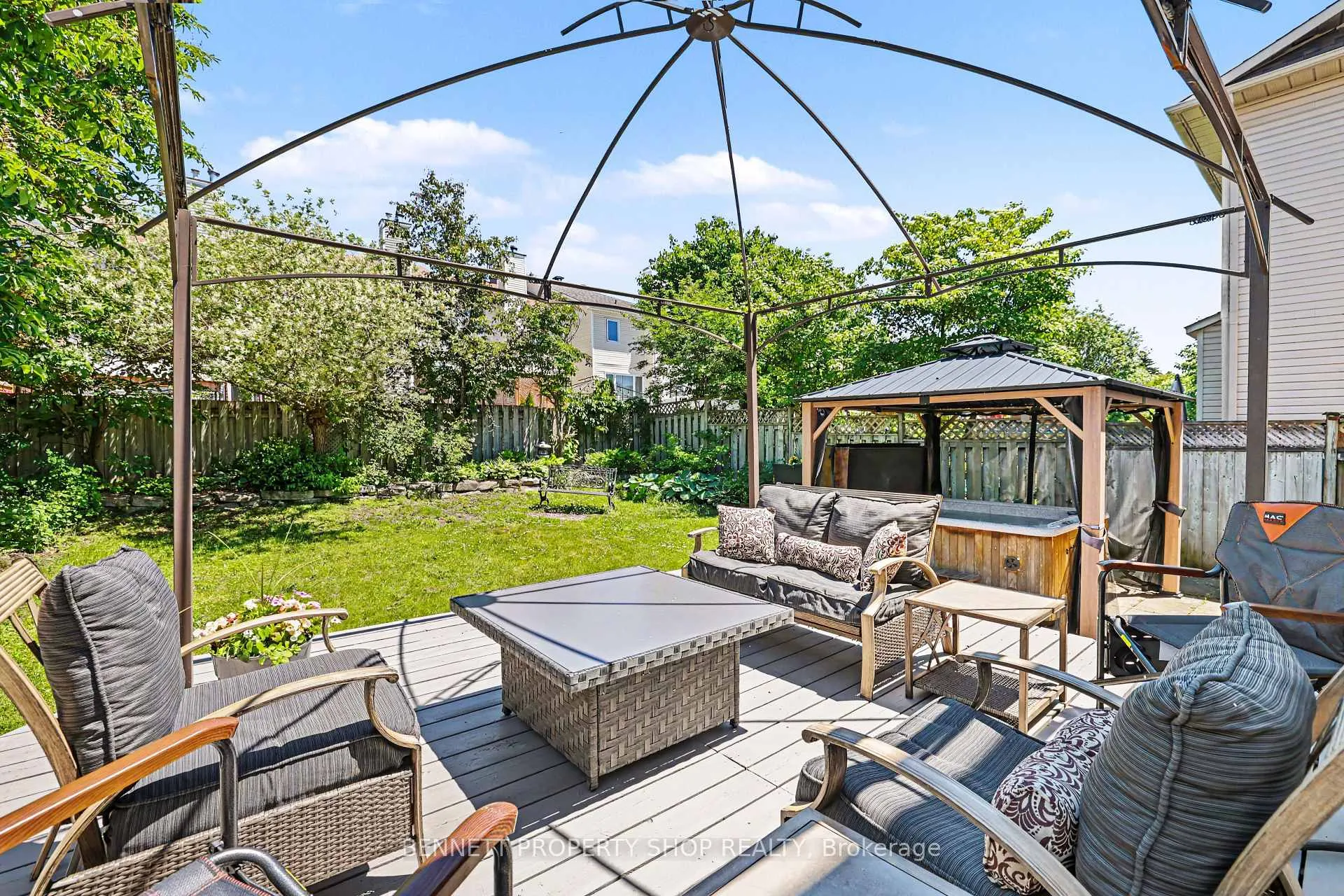 Photo 25 of 60 Apple Creek Crescent, Ottawa, Kanata - Emerald Meadows/Trailwest — HOMEH
