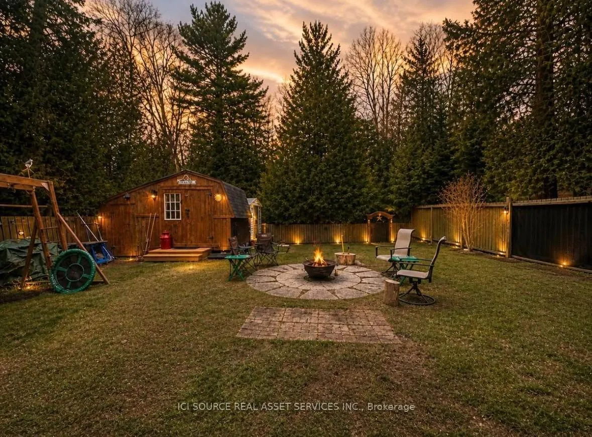Photo 6 of 126 Pinecrest Avenue, Wasaga Beach — HOMEH