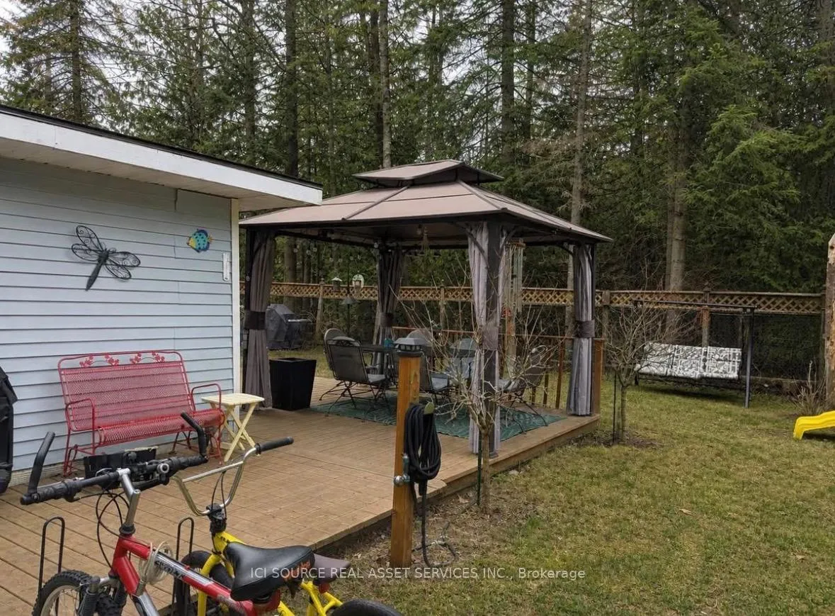 Photo 8 of 126 Pinecrest Avenue, Wasaga Beach — HOMEH