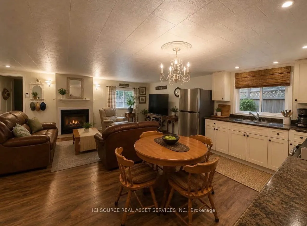 Photo 12 of 126 Pinecrest Avenue, Wasaga Beach — HOMEH