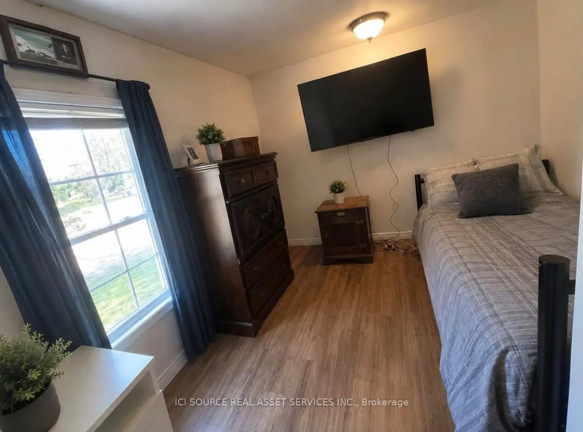 Photo 17 of 126 Pinecrest Avenue, Wasaga Beach — HOMEH