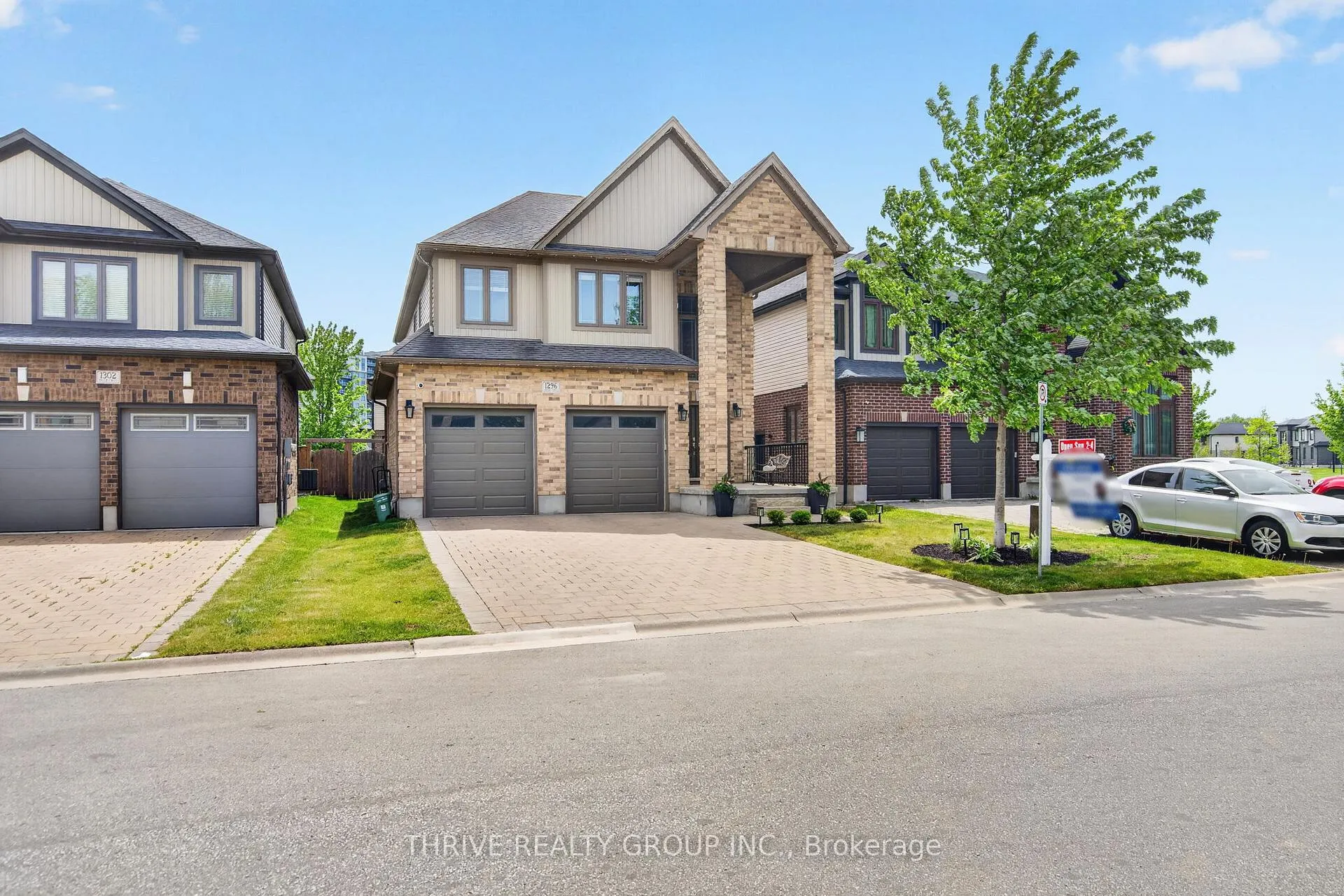 Photo 1 of 1296 Dyer Crescent, London, North S — HOMEH