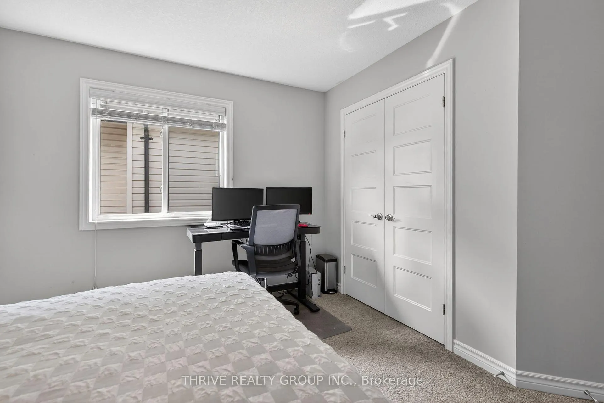 Photo 22 of 1296 Dyer Crescent, London, North S — HOMEH