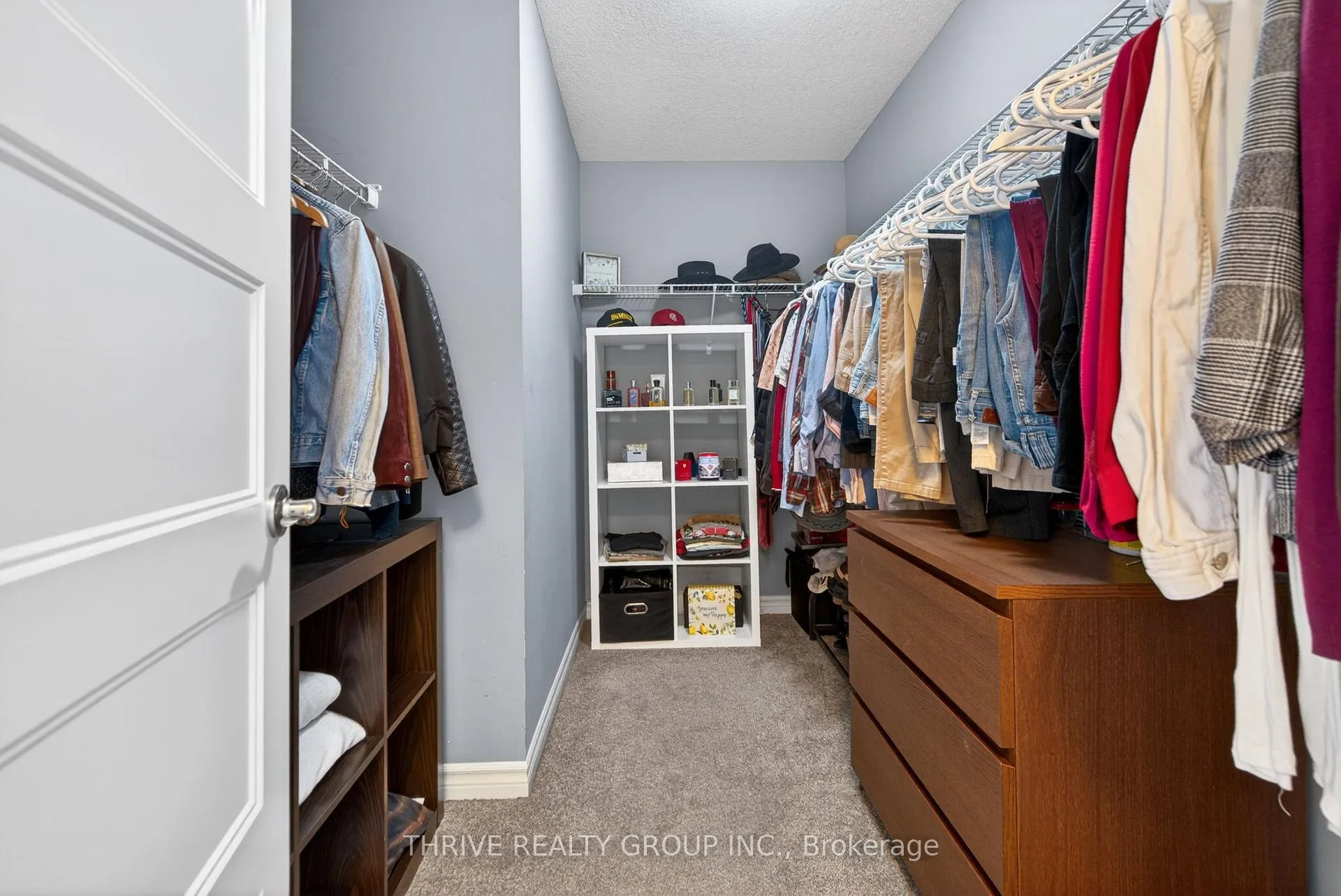Photo 25 of 1296 Dyer Crescent, London, North S — HOMEH