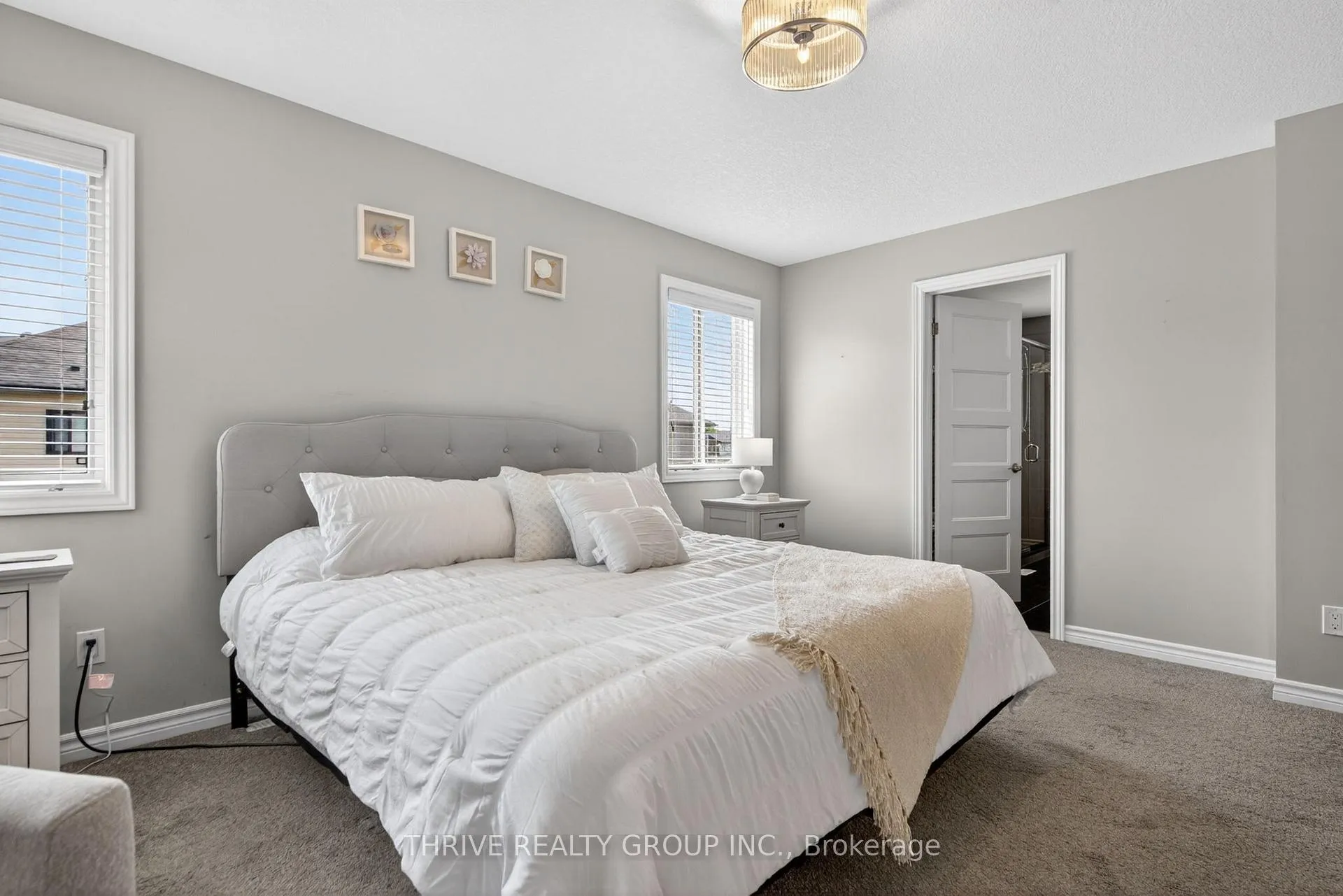 Photo 27 of 1296 Dyer Crescent, London, North S — HOMEH