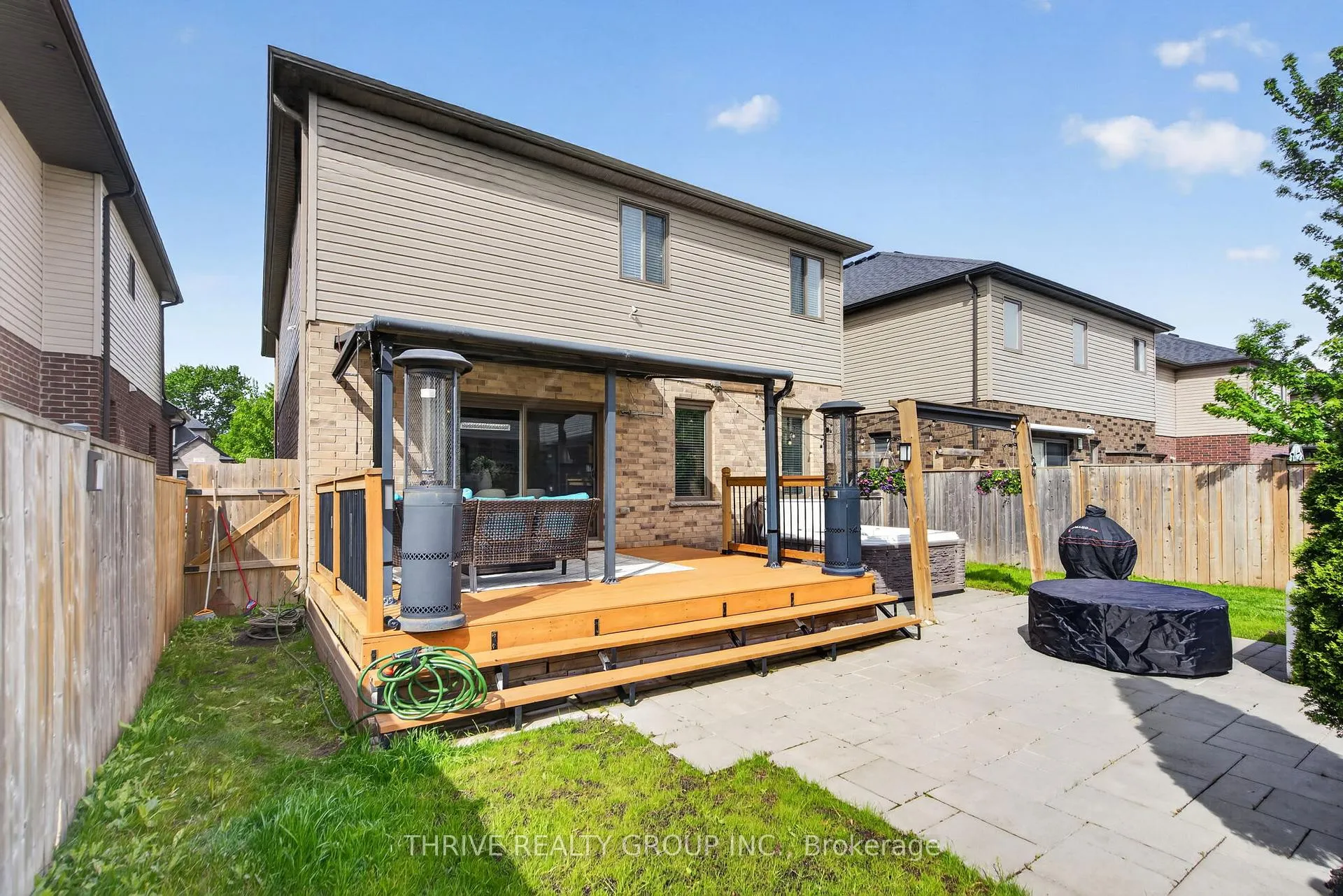Photo 42 of 1296 Dyer Crescent, London, North S — HOMEH