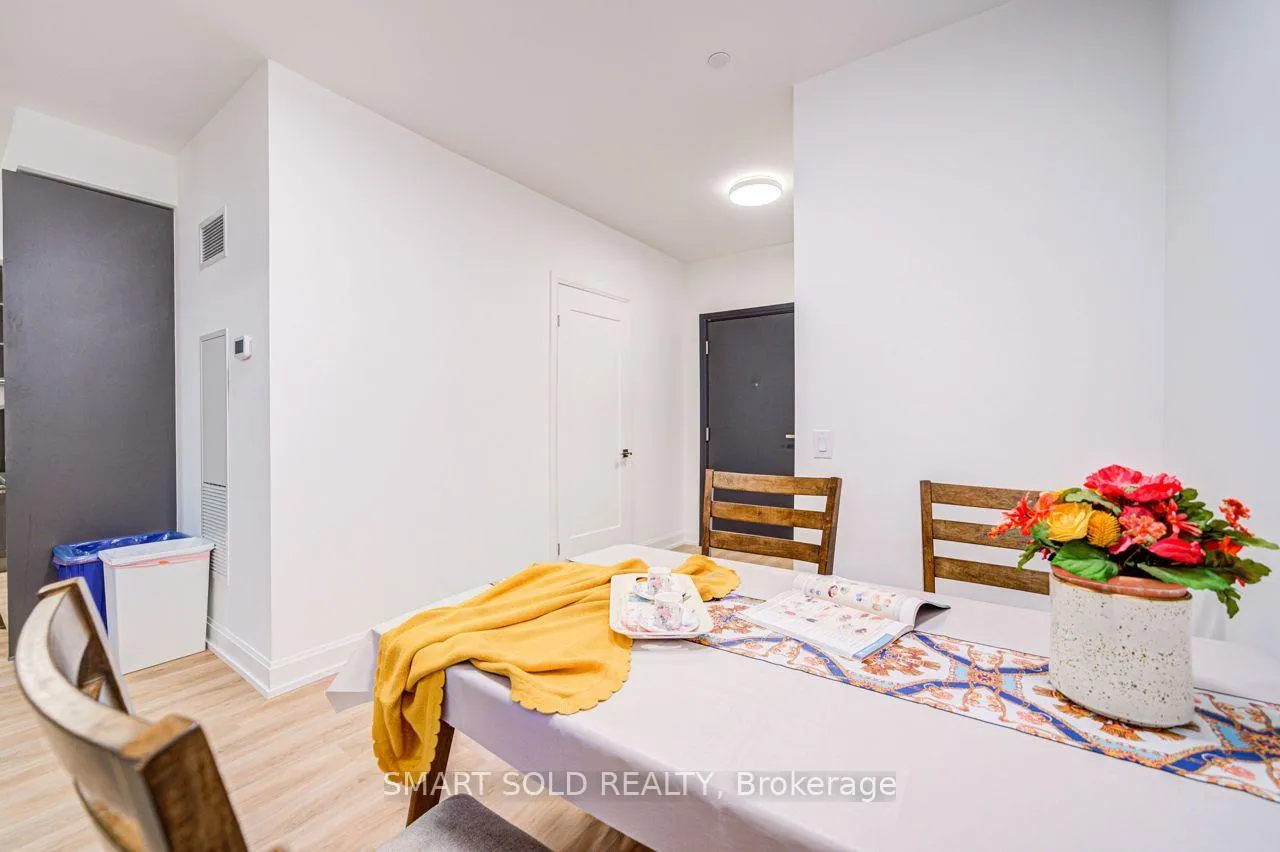 Photo 10 of Unit B 208, 38 Gandhi Lane, Markham, Commerce Valley — HOMEH