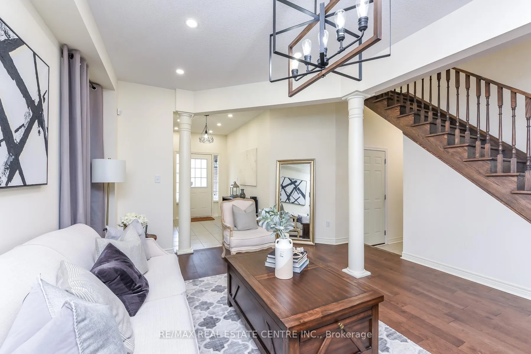 Photo 9 of 610 Bessborough Drive W, Milton, Harrison — HOMEH