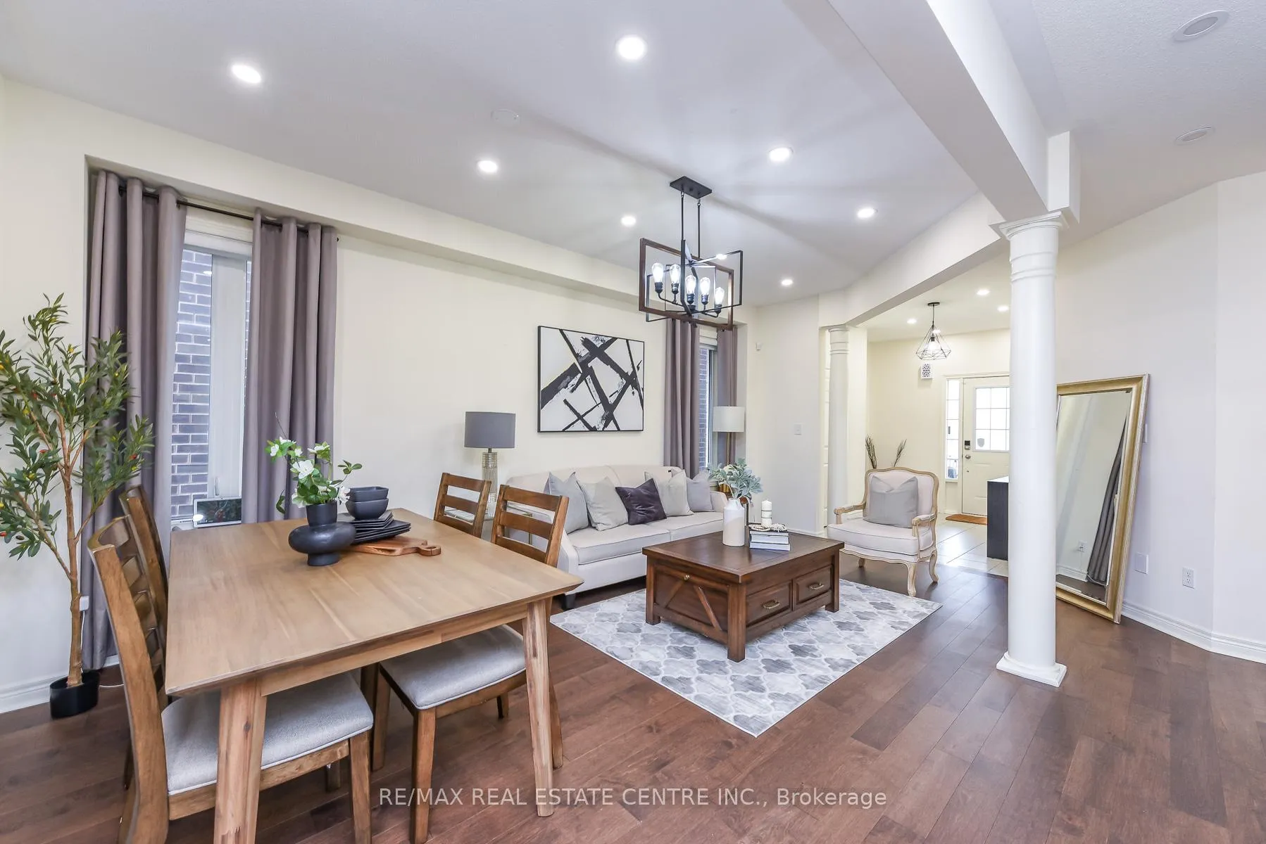 Photo 11 of 610 Bessborough Drive W, Milton, Harrison — HOMEH