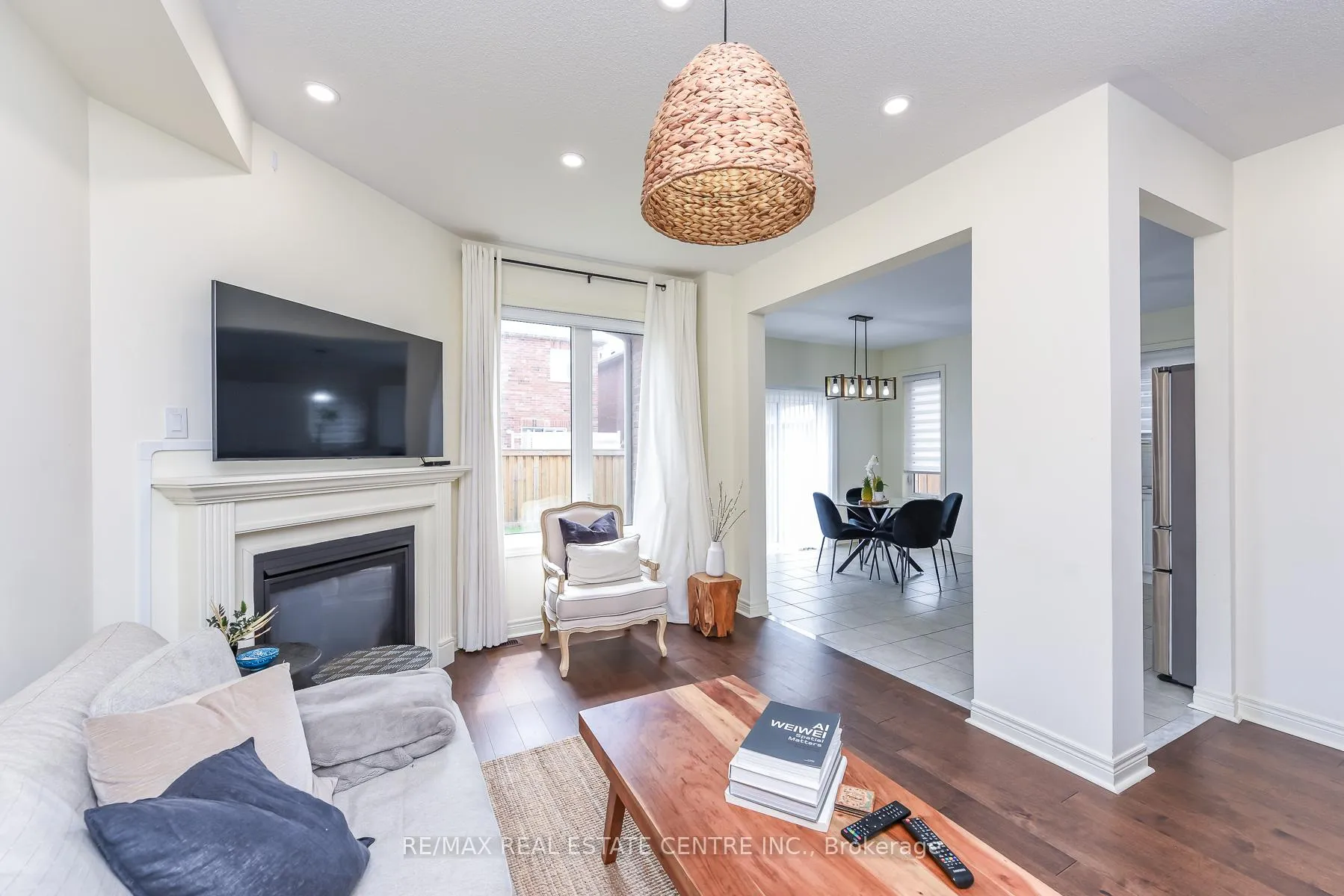 Photo 15 of 610 Bessborough Drive W, Milton, Harrison — HOMEH