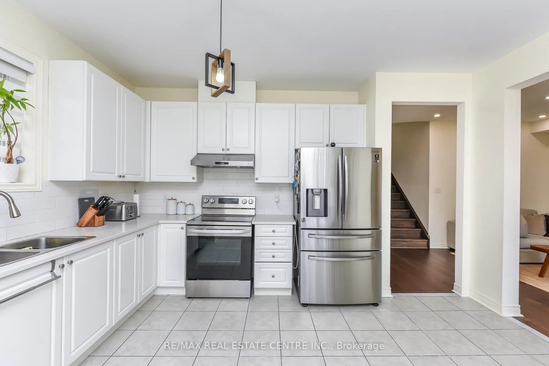 Photo 18 of 610 Bessborough Drive W, Milton, Harrison — HOMEH