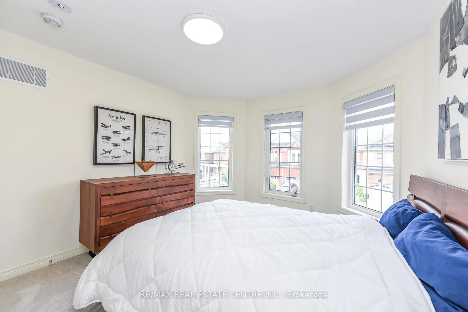 Photo 27 of 610 Bessborough Drive W, Milton, Harrison — HOMEH