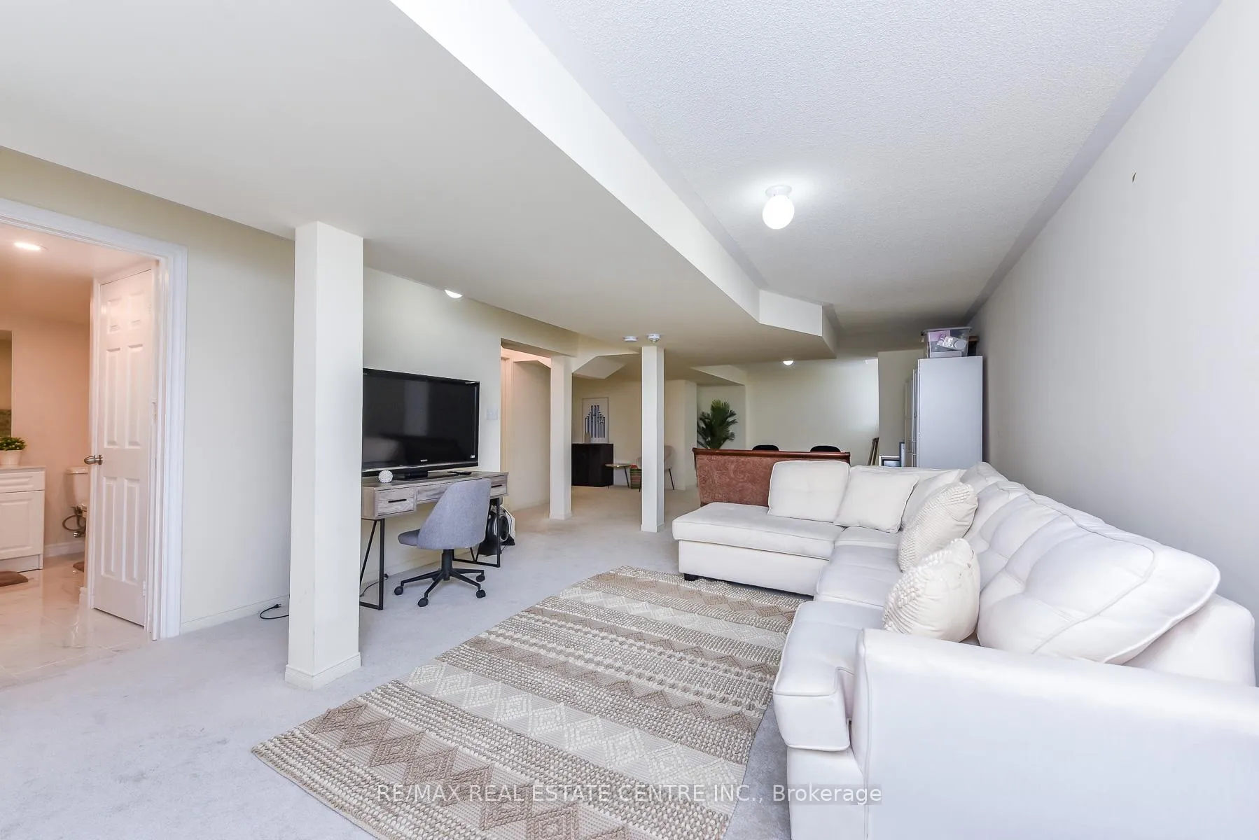 Photo 43 of 610 Bessborough Drive W, Milton, Harrison — HOMEH