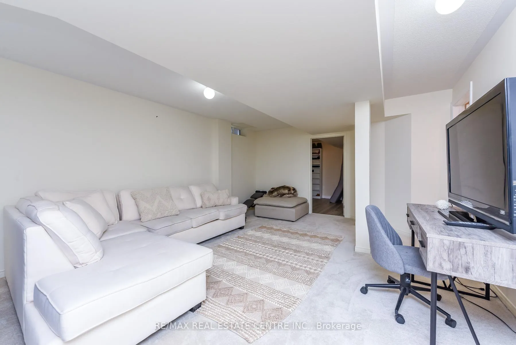 Photo 45 of 610 Bessborough Drive W, Milton, Harrison — HOMEH