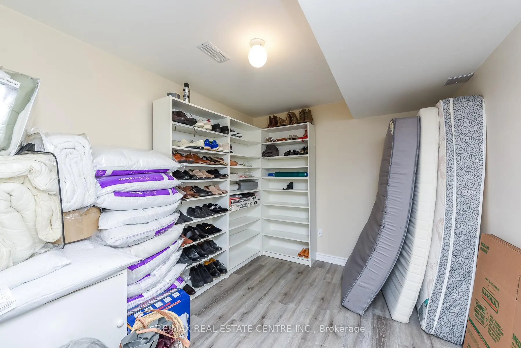 Photo 46 of 610 Bessborough Drive W, Milton, Harrison — HOMEH