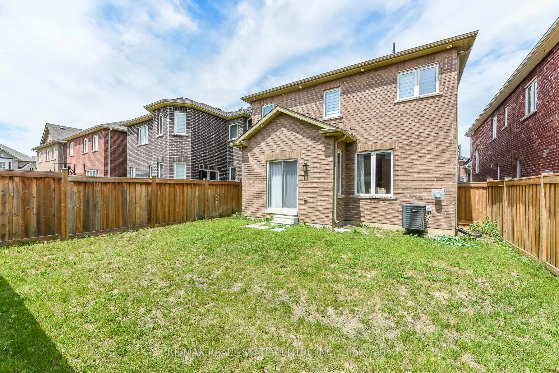 Photo 50 of 610 Bessborough Drive W, Milton, Harrison — HOMEH