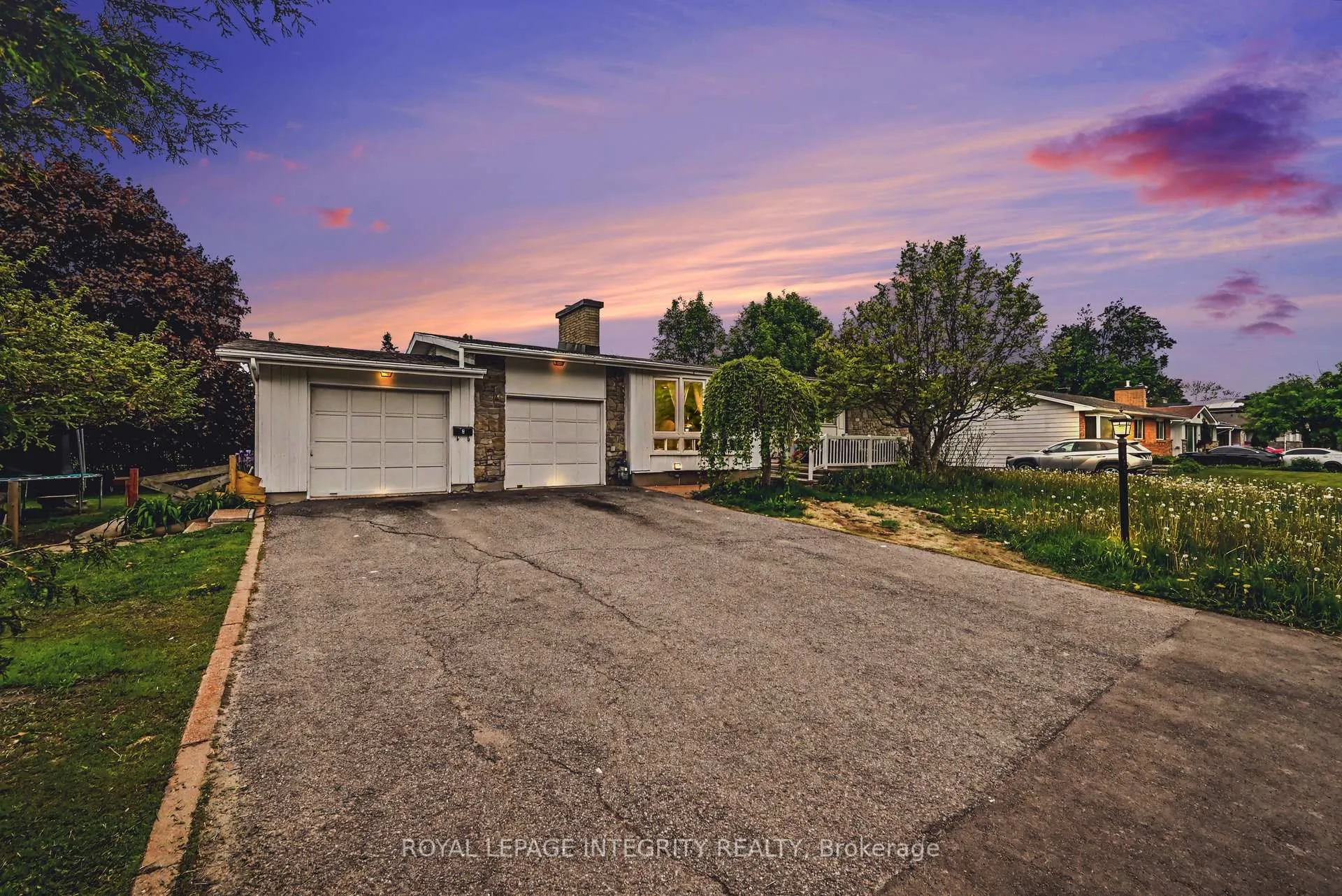 Photo of 104 Viewmount Drive