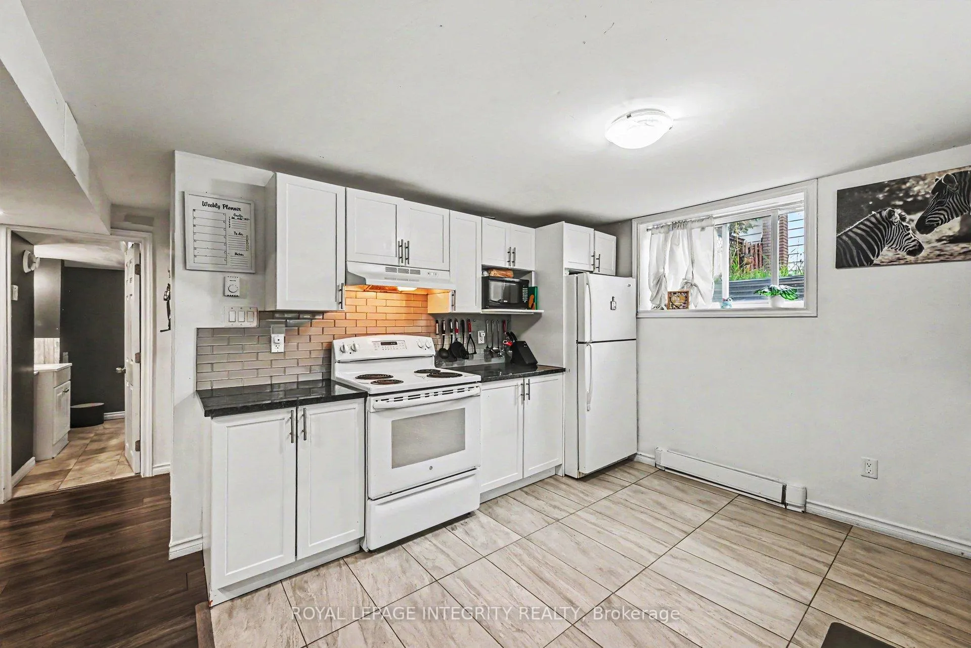 Photo 29 of 104 Viewmount Drive, Ottawa, Meadowlands/Crestview — HOMEH