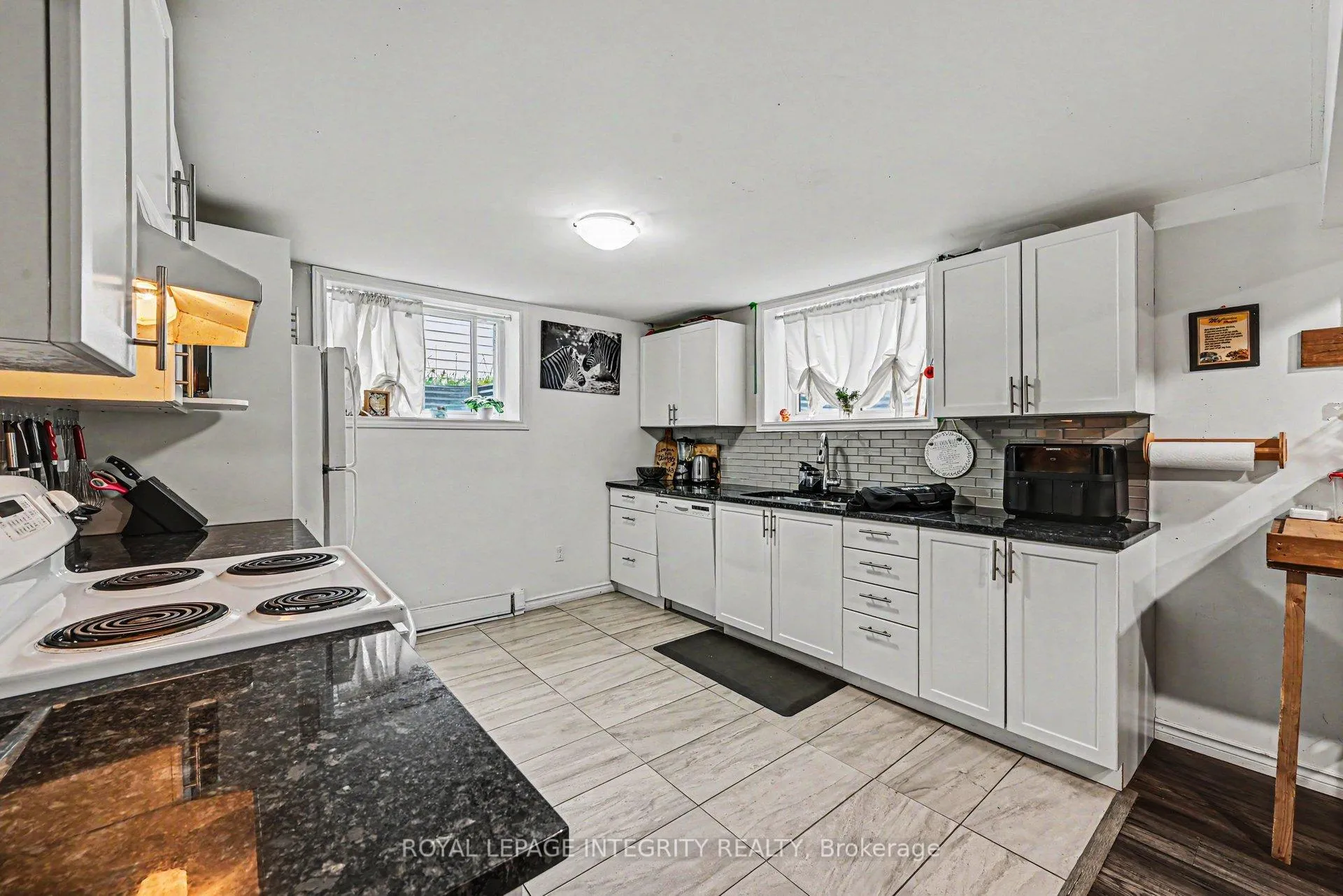 Photo 31 of 104 Viewmount Drive, Ottawa, Meadowlands/Crestview — HOMEH