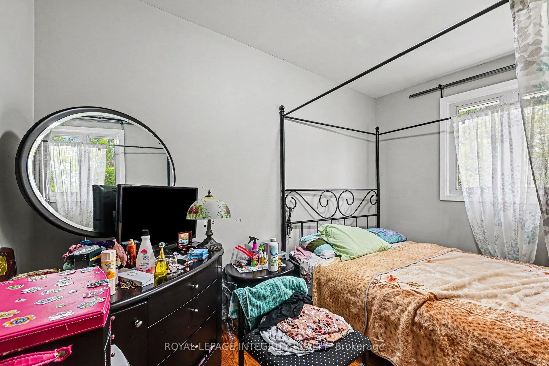 Photo 25 of 104 Viewmount Drive, Ottawa, Meadowlands/Crestview — HOMEH