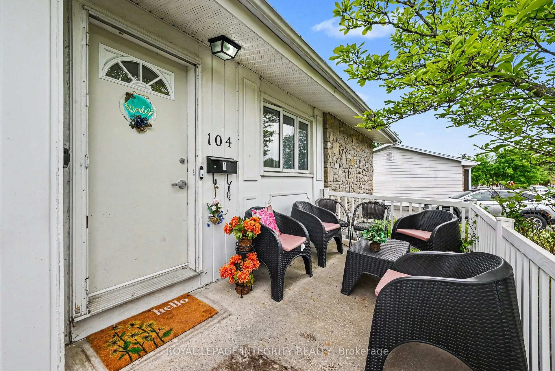 Photo 43 of 104 Viewmount Drive, Ottawa, Meadowlands/Crestview — HOMEH