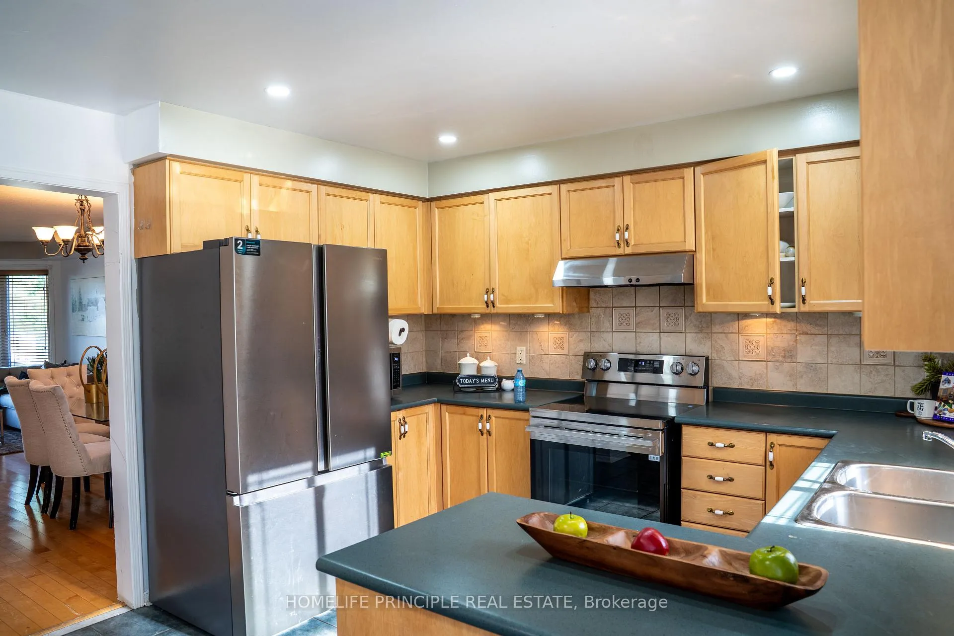 Photo 9 of 88 Loon Avenue, Barrie, Painswick South — HOMEH