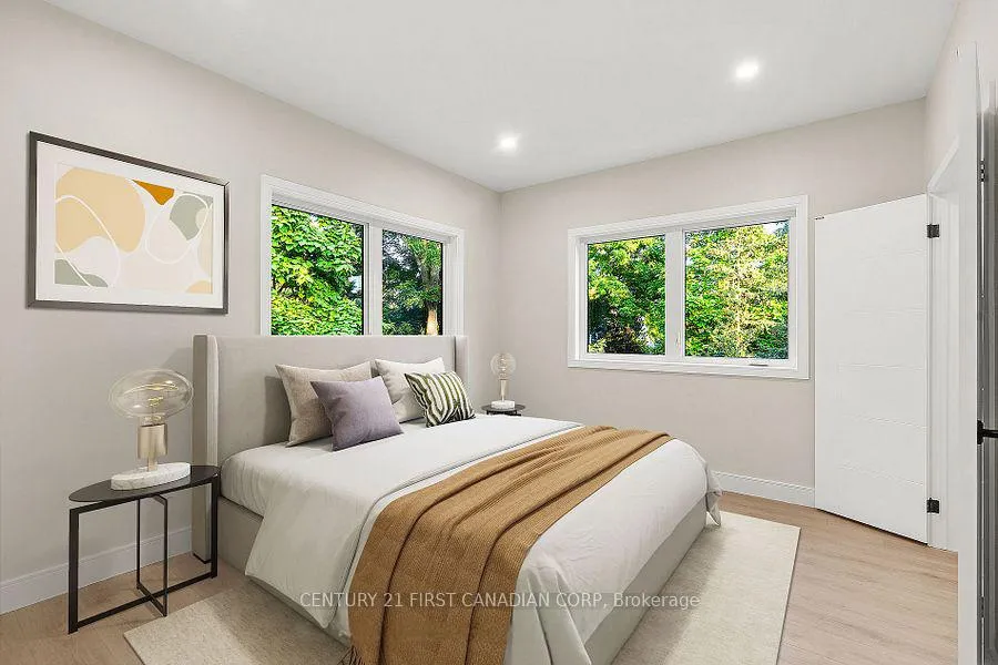 Photo 30 of 858 William Street, London, East B — HOMEH