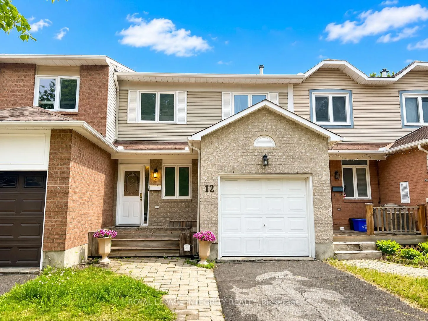 Photo 1 of 12 Kimbolton Crescent, Ottawa, Kanata - Morgan's Grant/South March — HOMEH