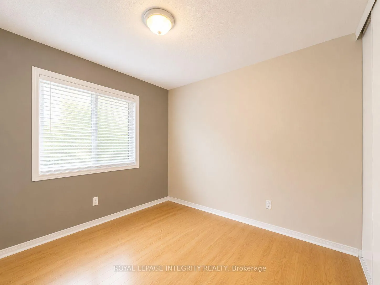 Photo 20 of 12 Kimbolton Crescent, Ottawa, Kanata - Morgan's Grant/South March — HOMEH