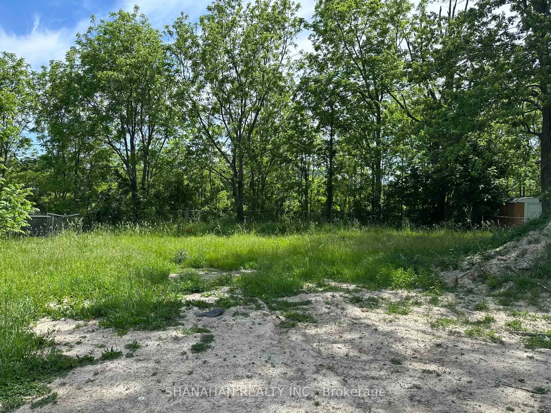 Photo 3 of Unit B, 576 Front Street, Warwick, Watford — HOMEH