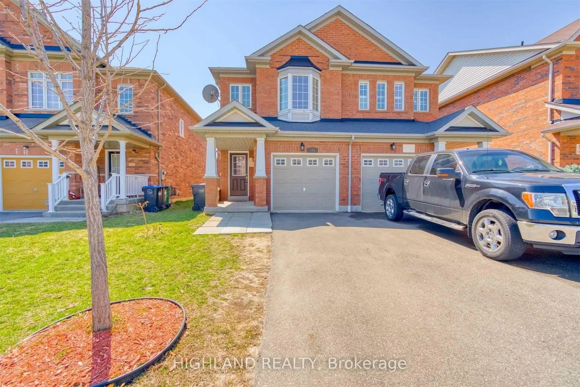 Photo 1 of 763 Millworks Crescent, Mississauga, East Credit — HOMEH
