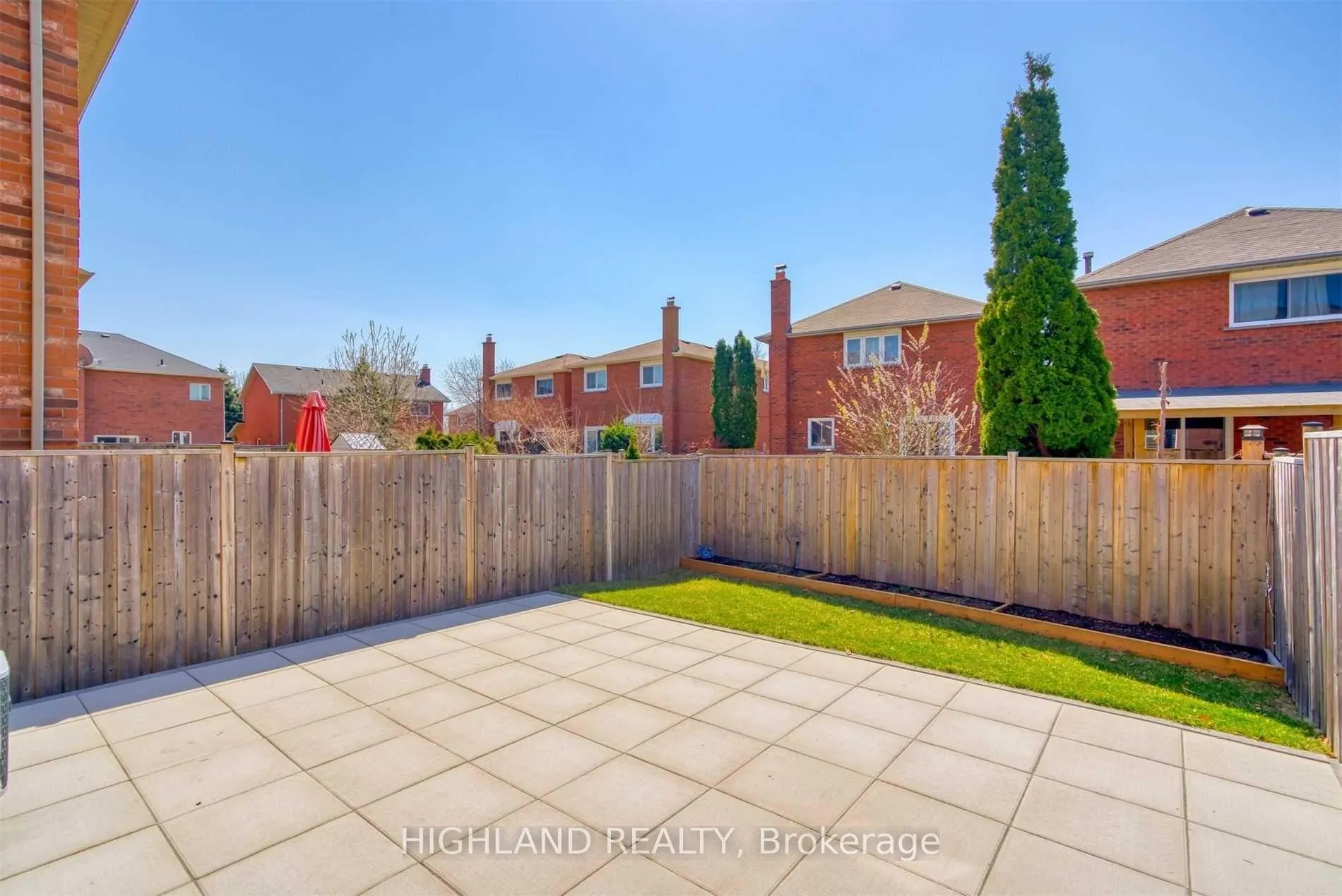 Photo 18 of 763 Millworks Crescent, Mississauga, East Credit — HOMEH