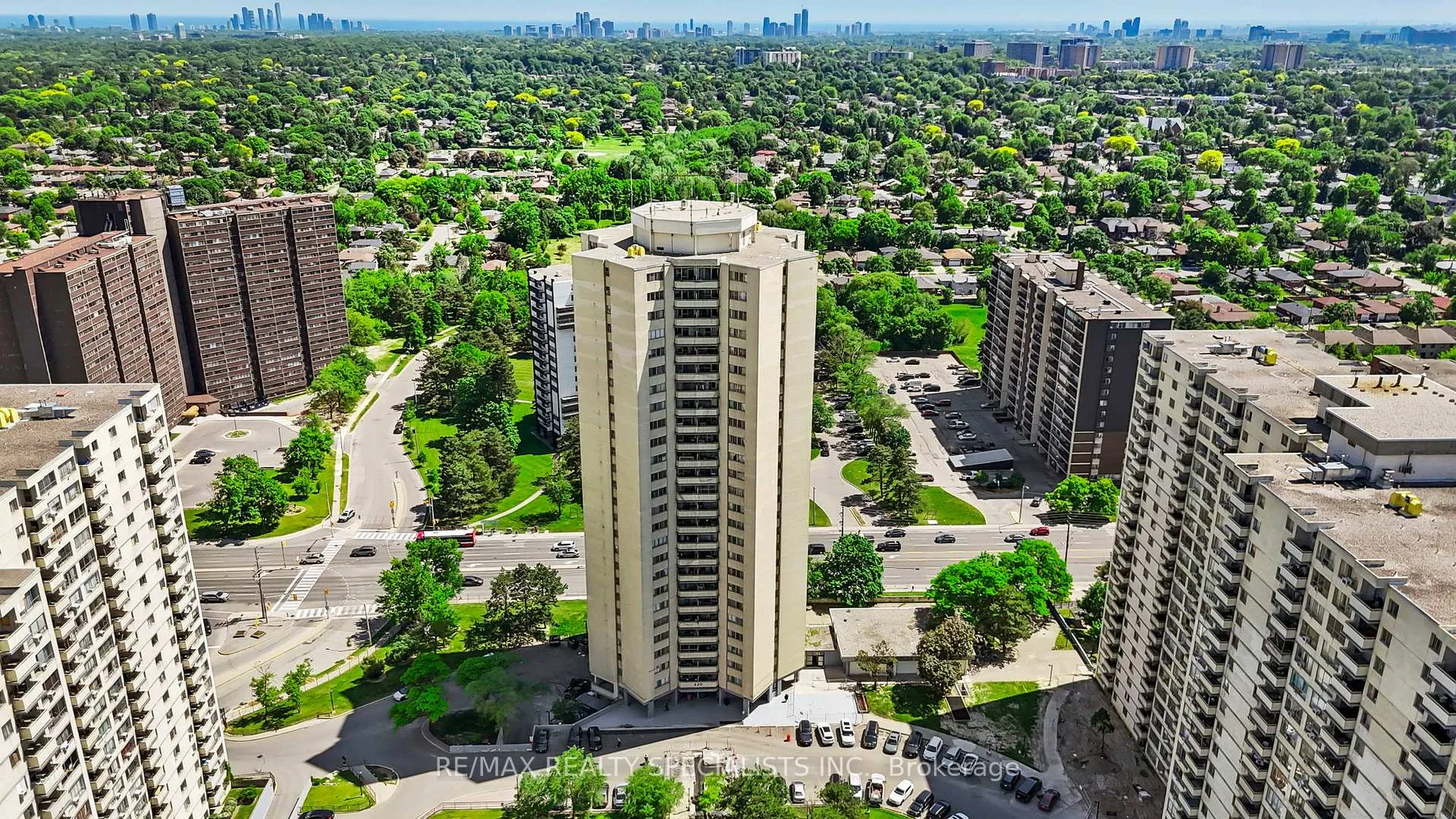 Photo 43 of Unit 1205, 330 Dixon Road, Etobicoke, Kingsview Village-The Westway — HOMEH