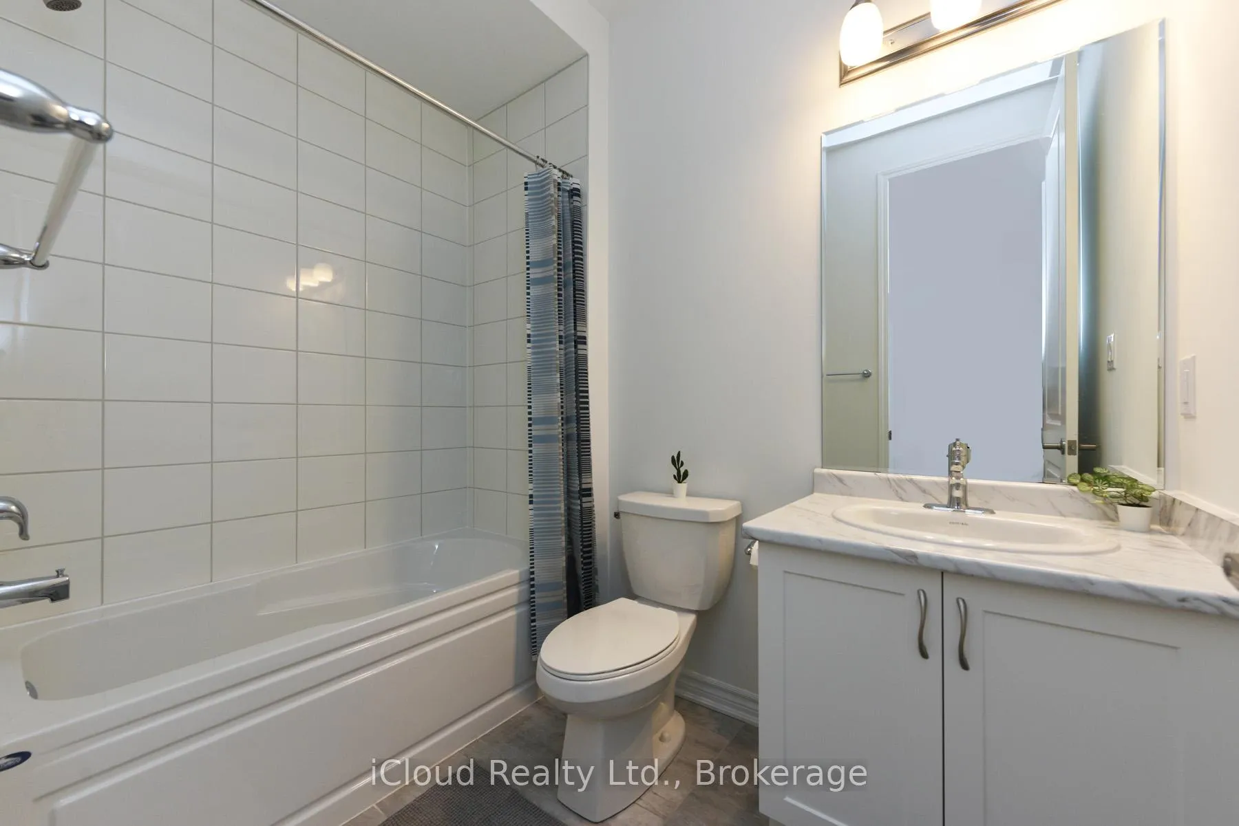 Photo 13 of 1217 Ferguson Drive, Milton, Bowes — HOMEH