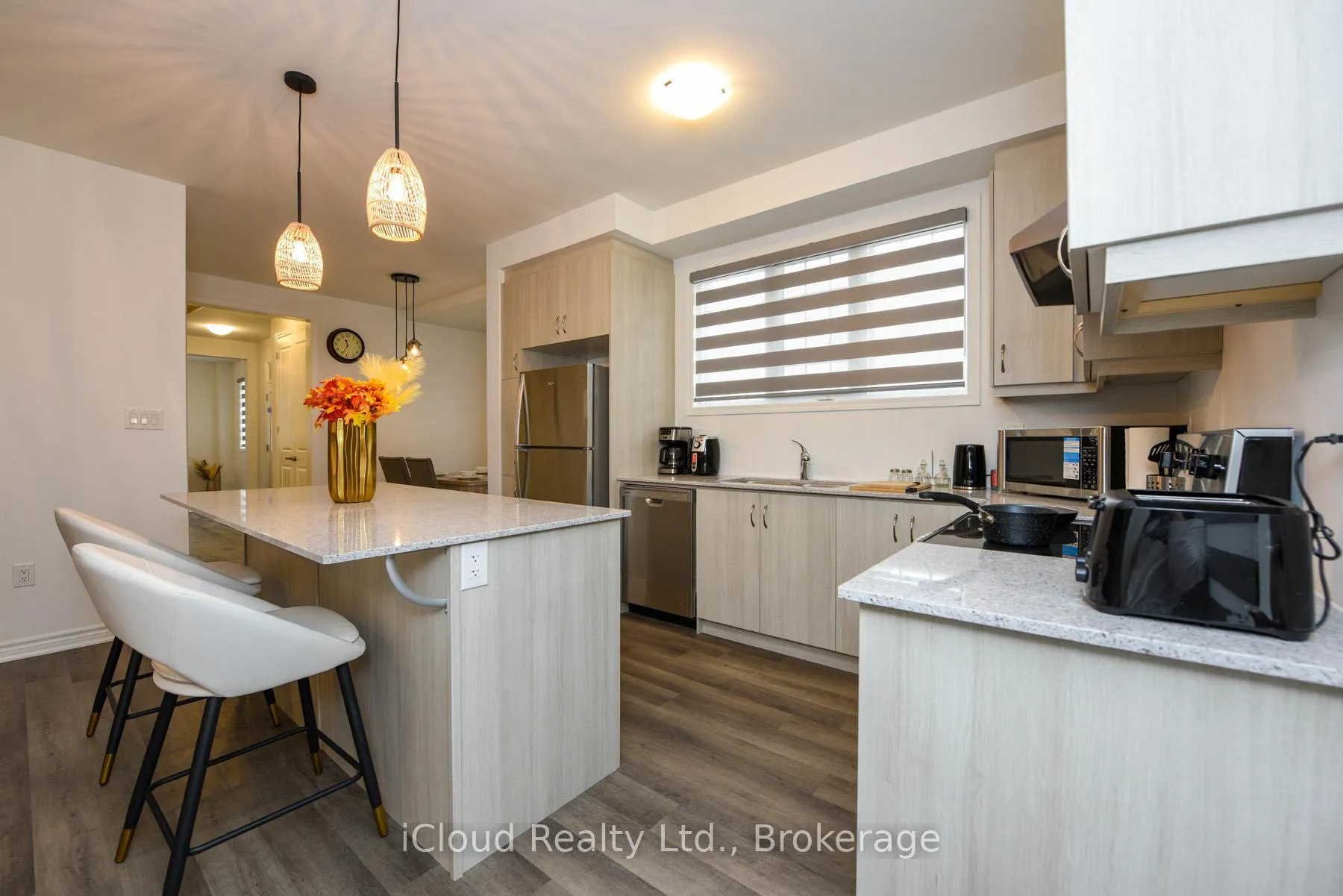 Photo 28 of 1217 Ferguson Drive, Milton, Bowes — HOMEH