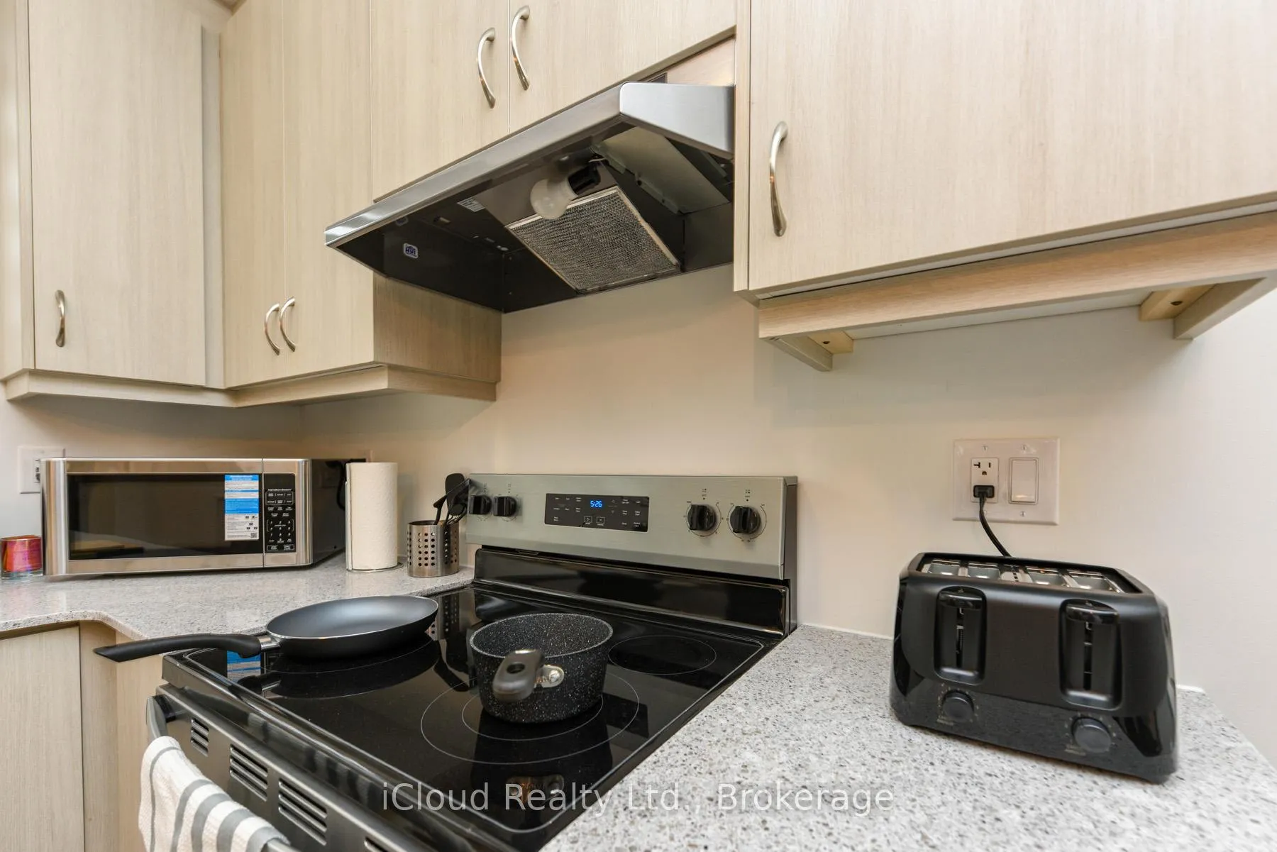 Photo 29 of 1217 Ferguson Drive, Milton, Bowes — HOMEH