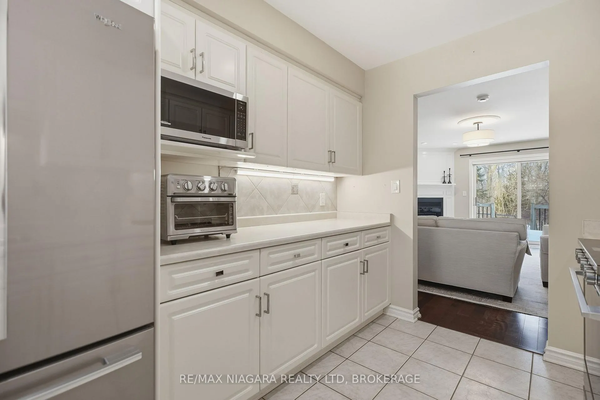 Photo 11 of Unit 9, 77 Erion Road, St. Catharines, Grapeview — HOMEH