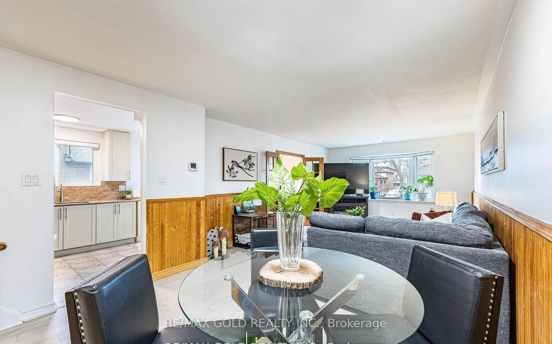 Photo 16 of 52 Garfield Crescent, Brampton, Brampton North — HOMEH