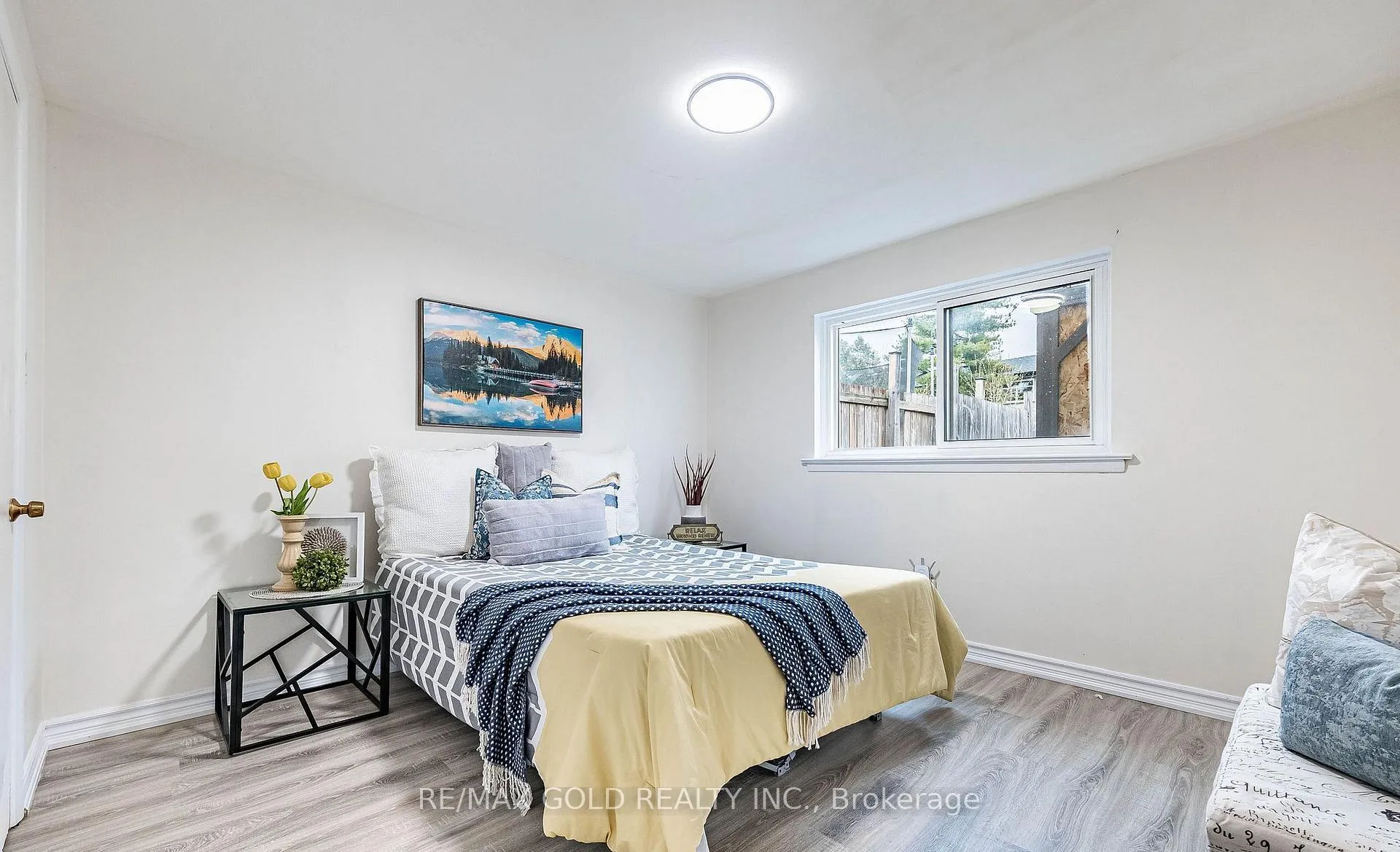 Photo 22 of 52 Garfield Crescent, Brampton, Brampton North — HOMEH