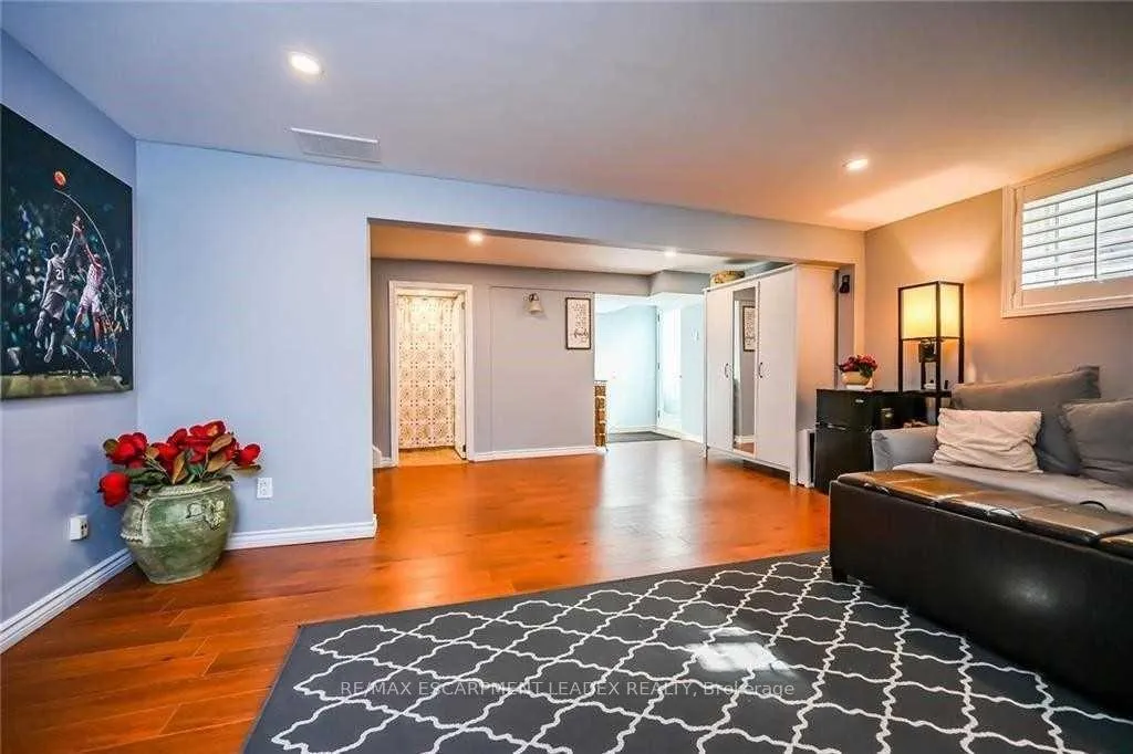 Photo 21 of 39 Glen Vista Drive, Hamilton, Red Hill — HOMEH