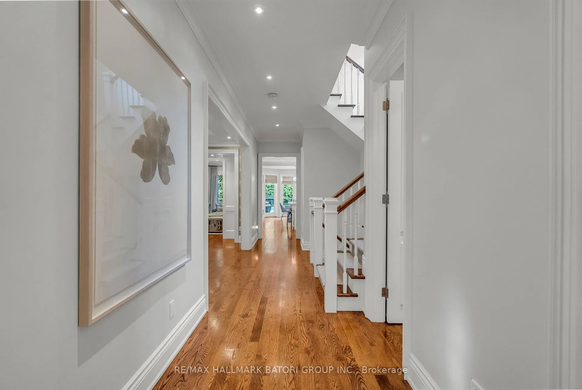 Photo 8 of 68 Otter Crescent, Toronto, Bedford Park-Nortown — HOMEH