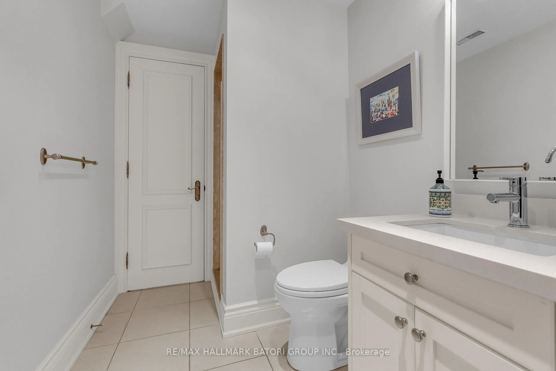 Photo 39 of 68 Otter Crescent, Toronto, Bedford Park-Nortown — HOMEH