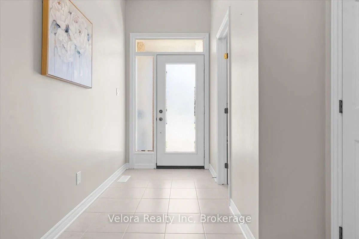 Photo 3 of 366 Warmstone Drive, Ottawa, Stittsville (North) — HOMEH