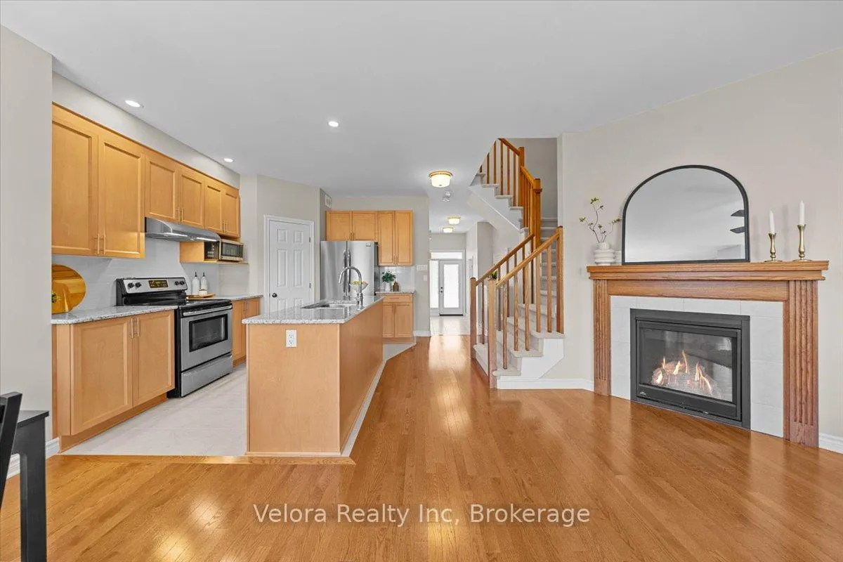 Photo 7 of 366 Warmstone Drive, Ottawa, Stittsville (North) — HOMEH