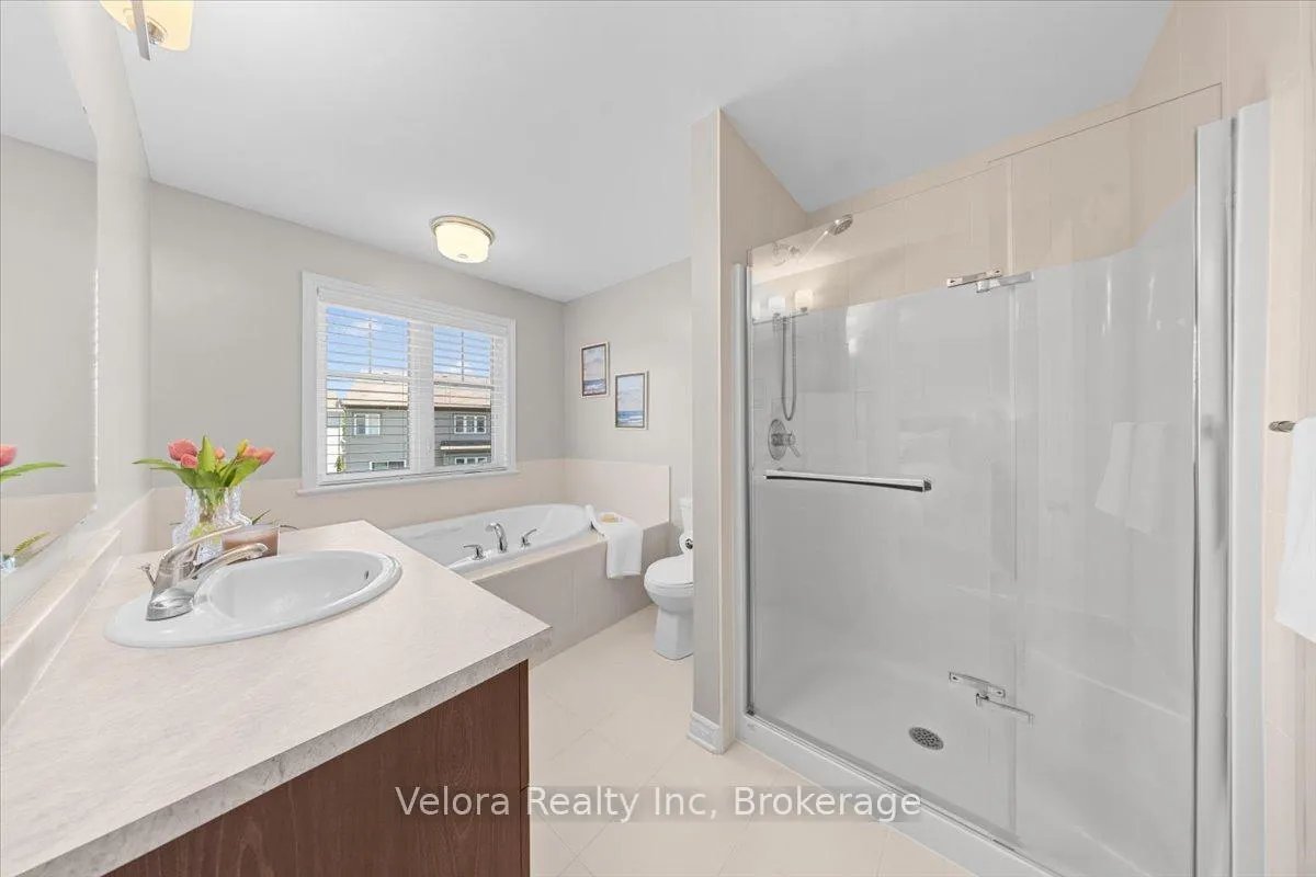 Photo 23 of 366 Warmstone Drive, Ottawa, Stittsville (North) — HOMEH