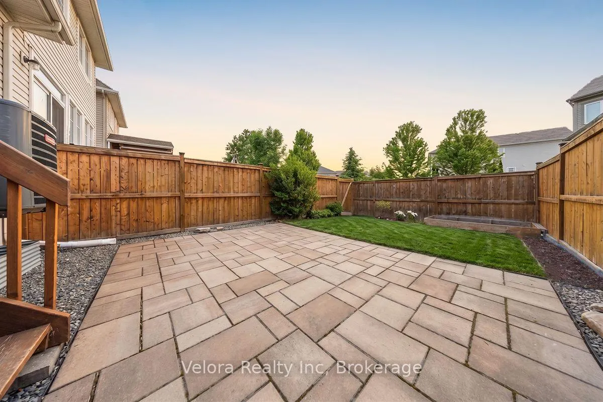 Photo 32 of 366 Warmstone Drive, Ottawa, Stittsville (North) — HOMEH