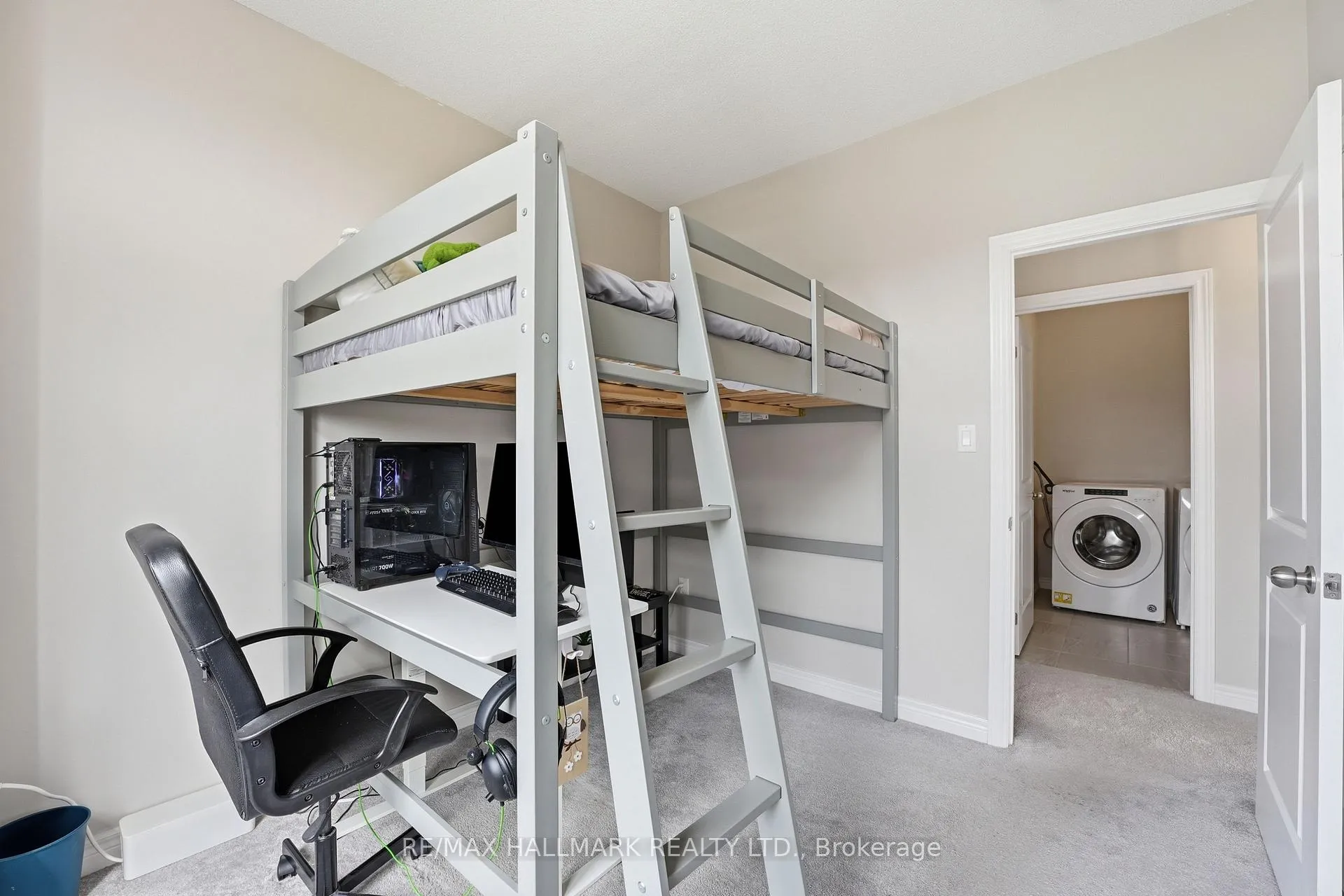 Photo 17 of 85 Adventura Road, Brampton, Northwest Brampton — HOMEH